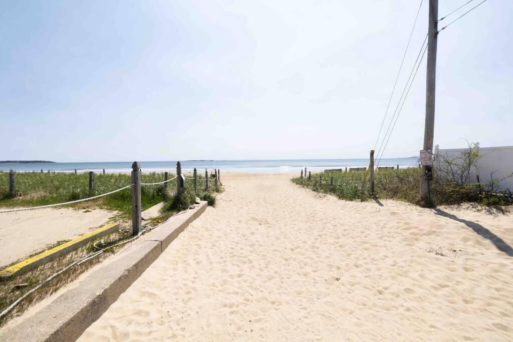 Appartement Steps From The Sandy Beach! Seashell à Old Orchard Beach Extérieur photo