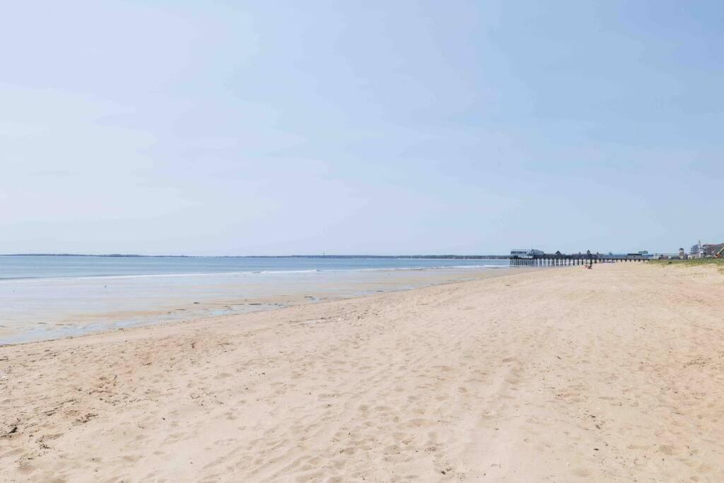 Appartement Steps From The Sandy Beach! Seashell à Old Orchard Beach Extérieur photo